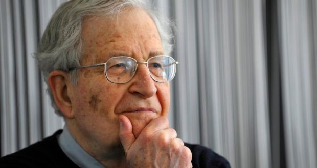 noam chomsky gramatica